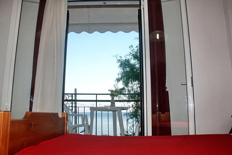 Appartement Empress Corfu à Perama  Extérieur photo